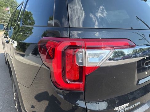 Used 2022 GMC Acadia SLE w/ Driver Convenience Package image 19