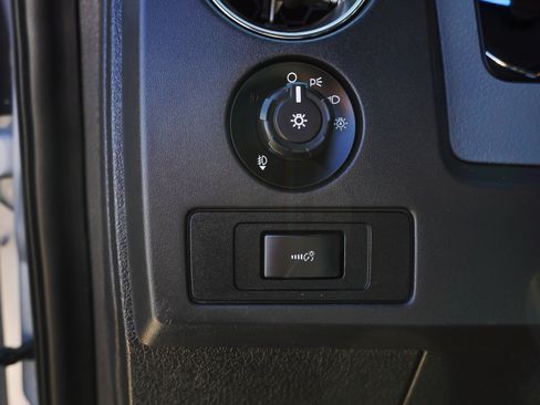 Used 2013 Ford F150 XLT w/ Luxury Equipment Group AWD/4WD image 19