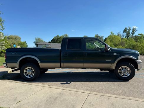 Used 2006 Ford F350 King Ranch AWD/4WD image 4