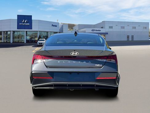 New 2026 Hyundai Elantra Limited FWD image 9