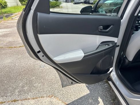 Used 2023 Hyundai Kona SEL w/ Cargo Package AWD/4WD image 21