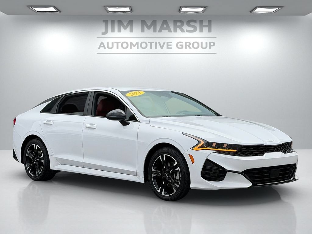 Used 2024 Kia K5 GT-Line w/ GT-Line Premium Package FWD image 8
