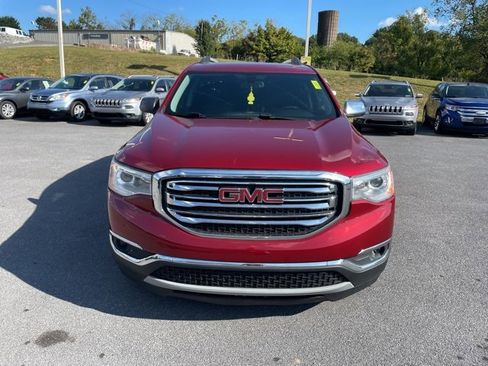 Used 2019 GMC Acadia SLT image 3