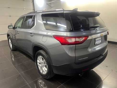 Used 2018 Chevrolet Traverse LT FWD image 4