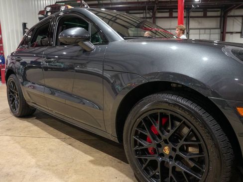Used 2021 Porsche Macan GTS w/ Premium Package Plus (PF9) AWD/4WD image 30