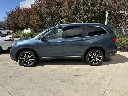 Used 2021 Honda Pilot Touring image 9