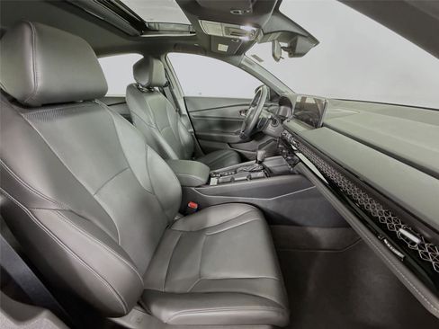Certified 2025 Honda Accord Sport image 27