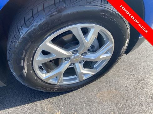 Used 2019 Chevrolet Equinox Premier image 4