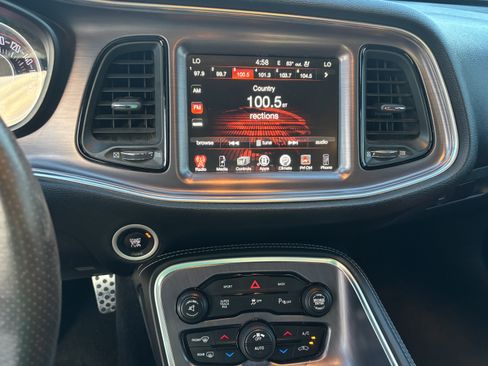 Used 2016 Dodge Challenger R/T Scat Pack RWD image 12