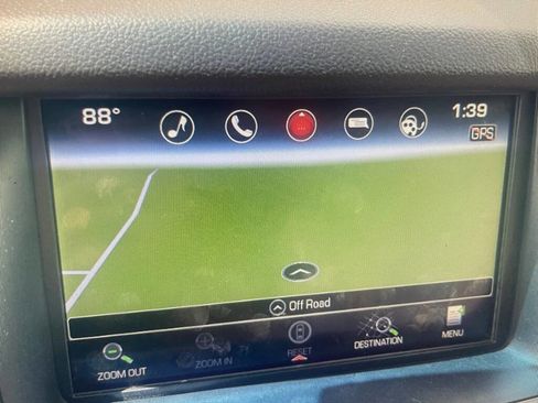 Used 2016 GMC Yukon XL SLT w/ Open Road Package RWD image 11