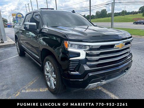 Used 2025 Chevrolet Silverado 1500 High Country AWD/4WD image 8