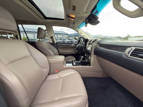 Used 2021 Lexus GX 460 Premium AWD/4WD image 13