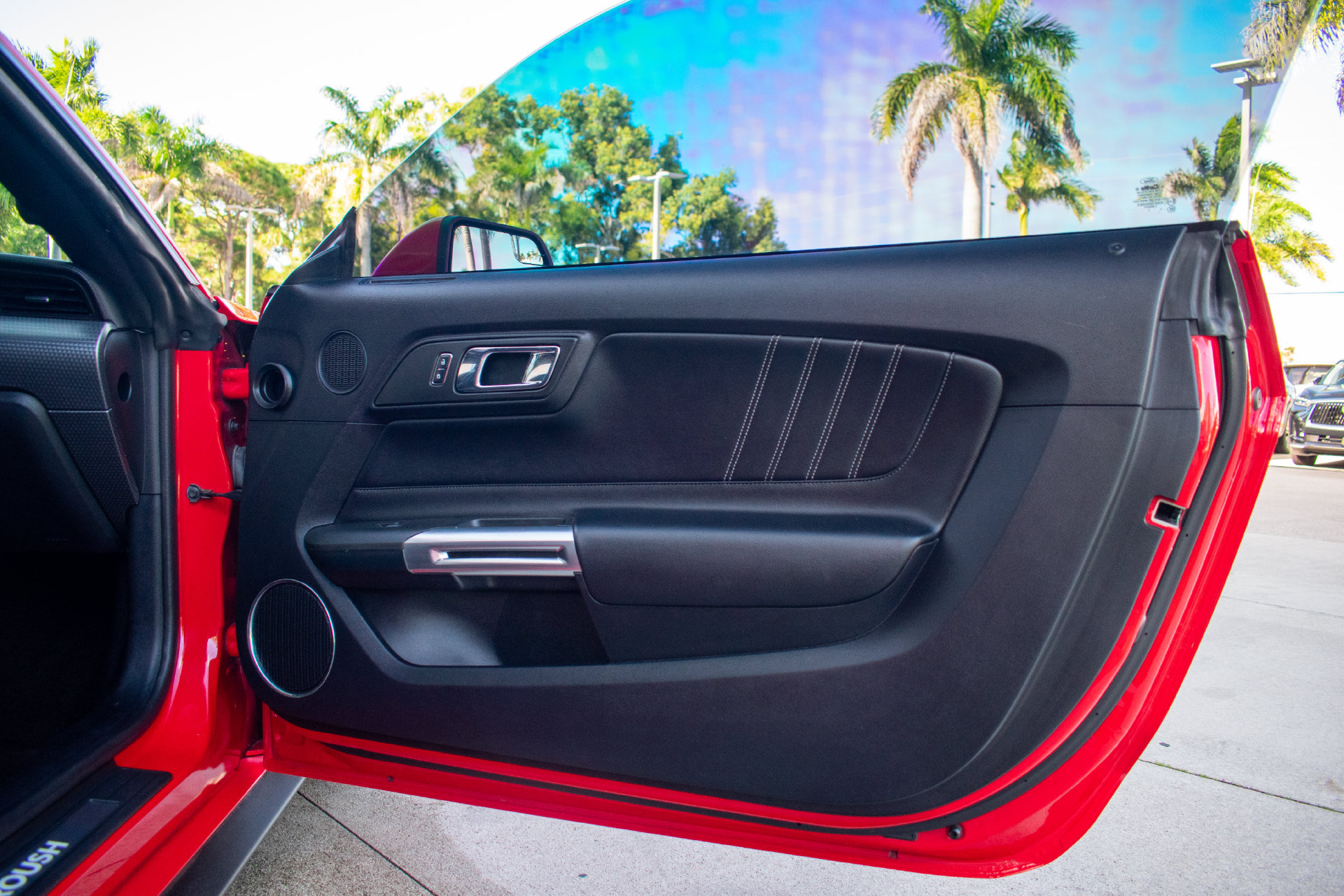 Used 2015 Ford Mustang GT RWD image 19