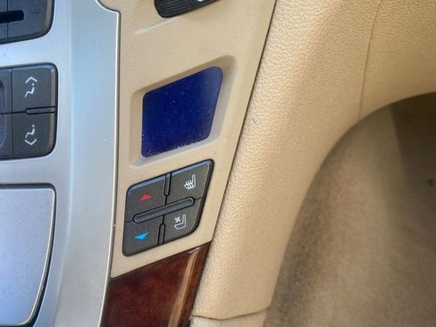 Used 2014 Cadillac CTS Premium image 19