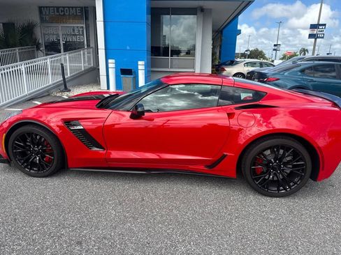 Used 2018 Chevrolet Corvette Z06 RWD image 8