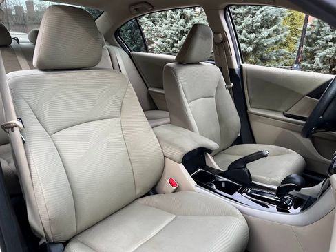 Used 2016 Honda Accord LX image 38