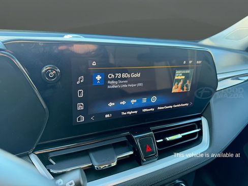 Used 2024 Chevrolet TrailBlazer LT w/ LT Cold Weather Package image 14