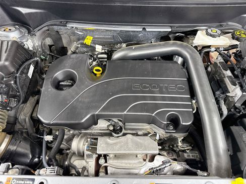 Used 2023 Chevrolet Equinox LS w/ LS Convenience Package AWD/4WD image 29