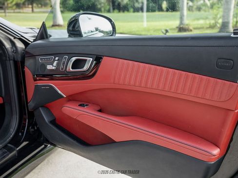 Used 2016 Mercedes-Benz SL 550 image 36