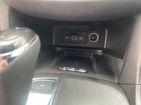 Used 2021 Chevrolet Equinox Premier w/ Redline Edition AWD/4WD image 16