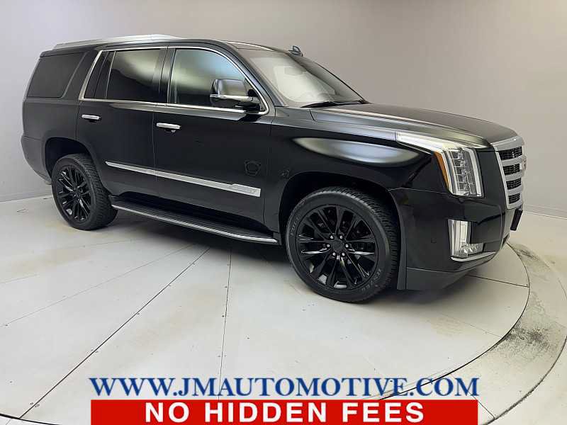 Used 2017 Cadillac Escalade Luxury AWD/4WD image 7