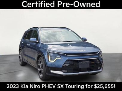 Used 2023 Kia Niro SX Touring