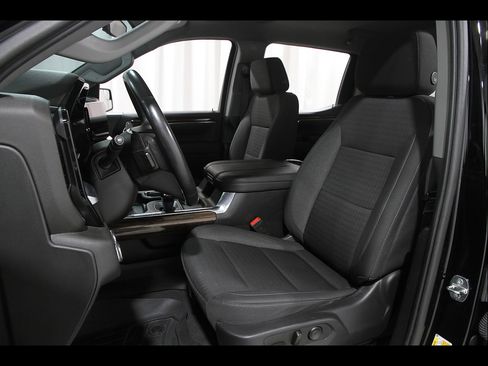Certified 2023 GMC Sierra 1500 Elevation w/ X31 Off-Road Package AWD/4WD image 5