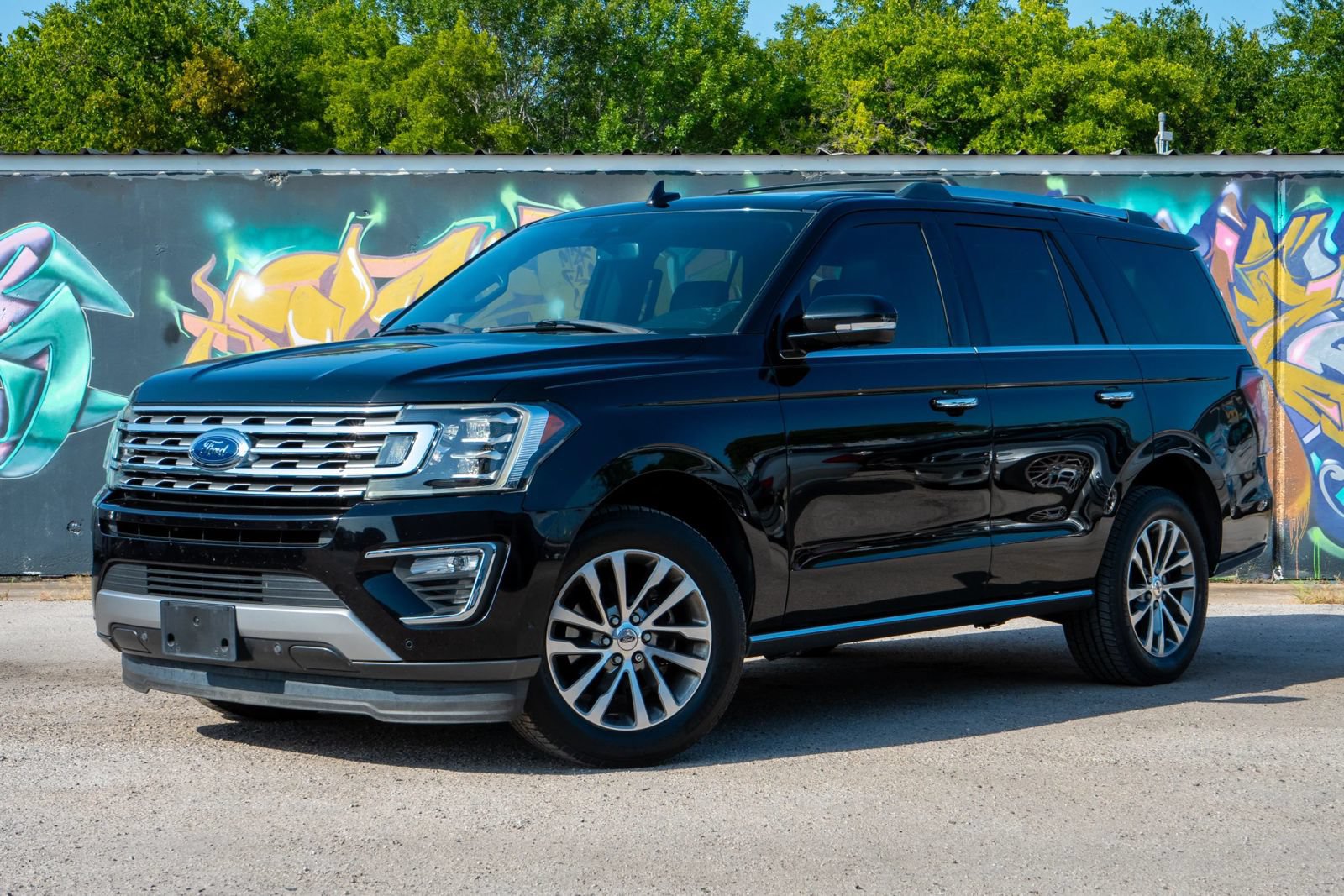 Used 2018 Ford Expedition Limited w/ Equipment Group 301A RWD image 5