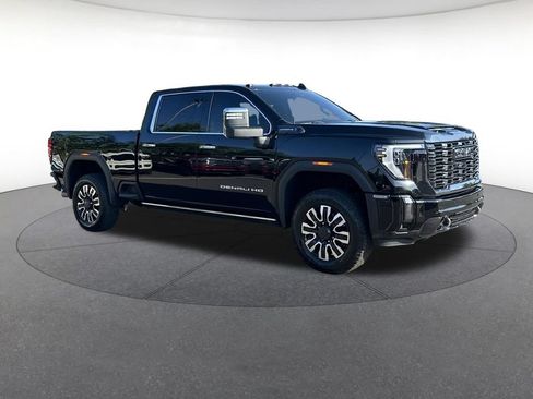 Used 2024 GMC Sierra 2500 Denali Ultimate w/ Max Trailering Package AWD/4WD image 8