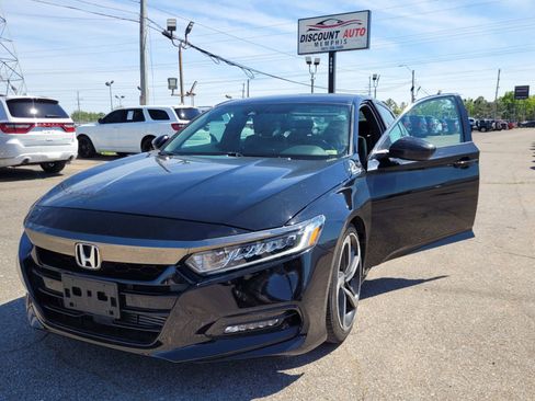 Used 2020 Honda Accord Sport image 4