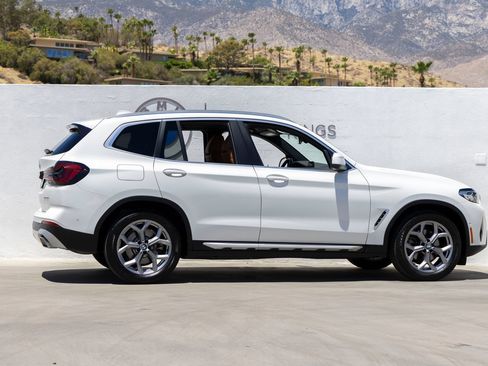 Used 2024 BMW X3 sDrive30i w/ Premium Package RWD image 5