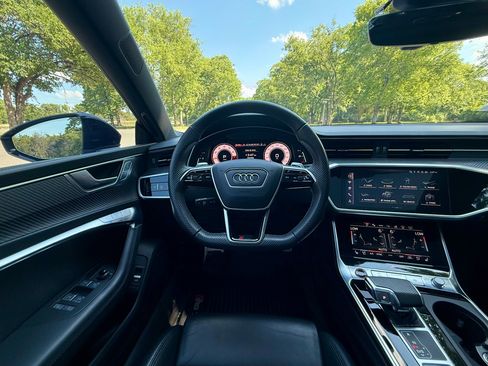 Used 2024 Audi RS 7 Performance AWD/4WD image 36