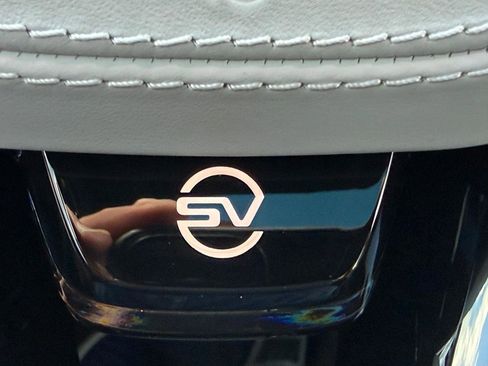 Used 2025 Land Rover Range Rover Sport SV Edition Two image 15