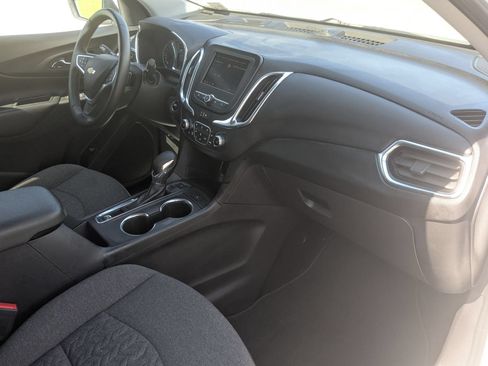 Used 2024 Chevrolet Equinox LT AWD/4WD image 38