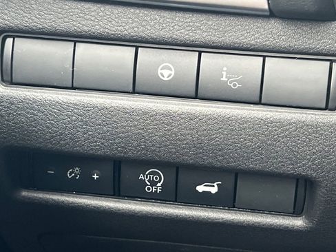 New 2026 Nissan Rogue Platinum AWD/4WD image 25