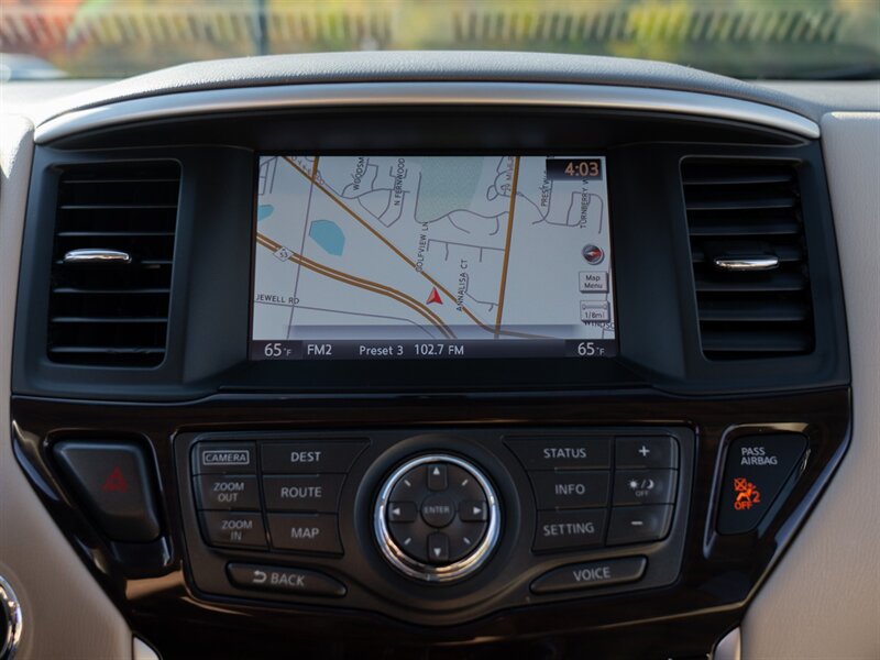 Used 2015 Nissan Pathfinder Platinum FWD image 32