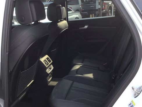 Used 2022 Audi Q5 2.0T Premium Plus AWD/4WD image 5