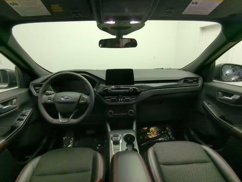 Used 2025 Ford Escape ST-Line AWD/4WD image 22