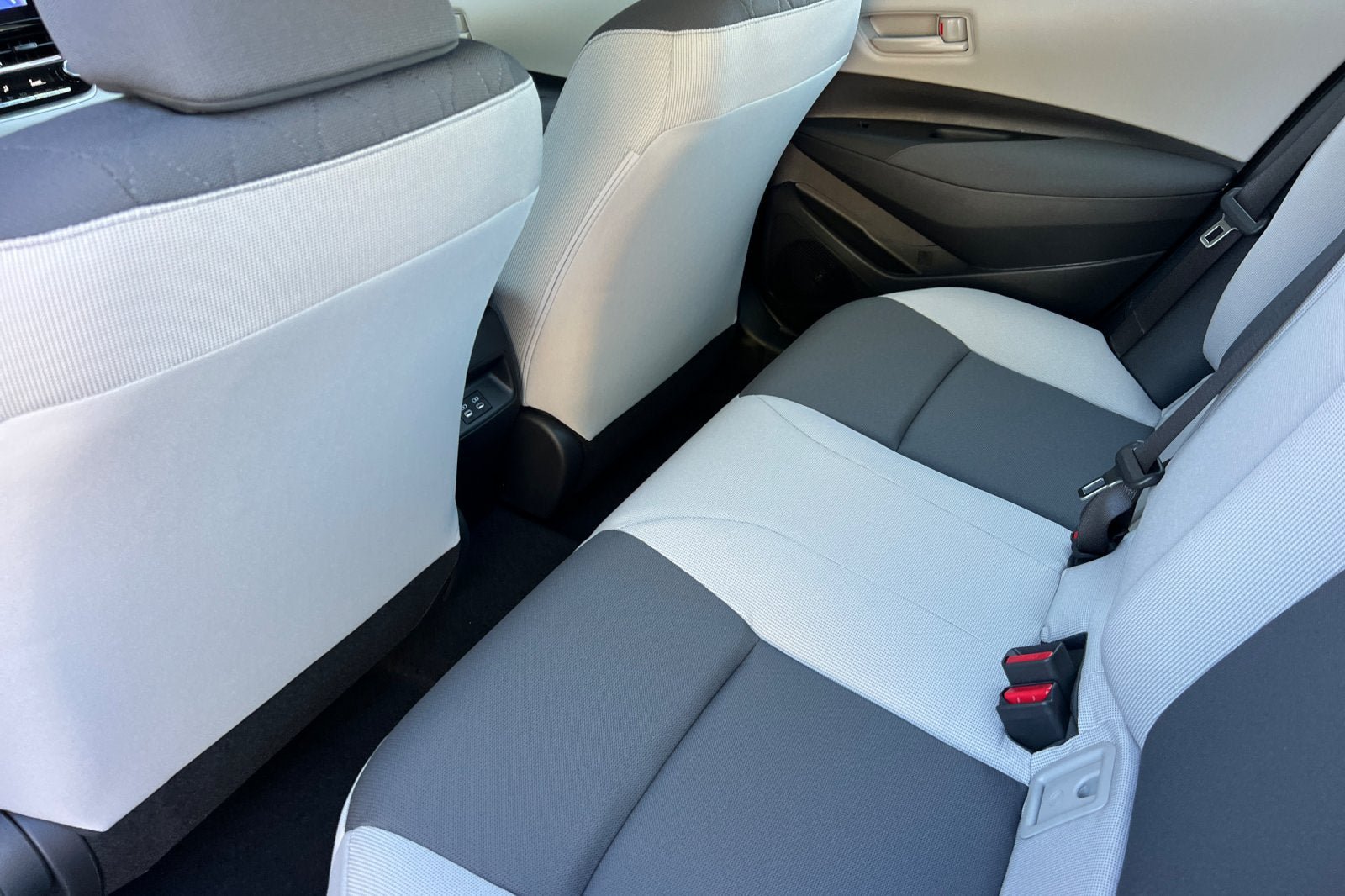 New 2027 Toyota Corolla LE FWD image 44