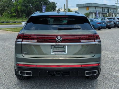 Used 2026 Volkswagen Atlas Cross Sport SEL Premium R-Line AWD/4WD image 6