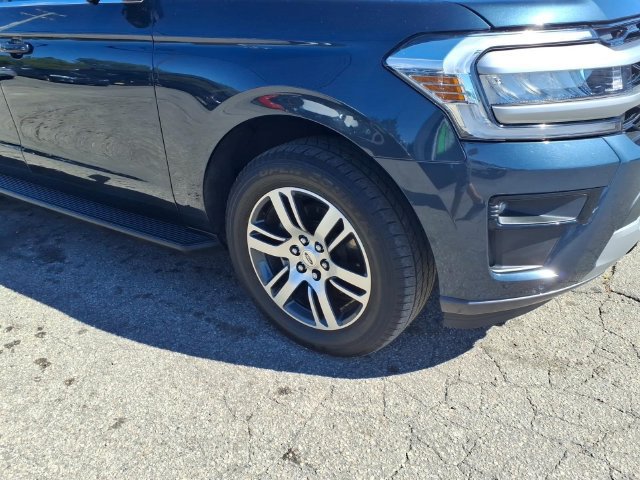 Used 2024 Ford Expedition Max XLT AWD/4WD image 4
