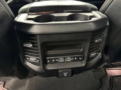 Used 2023 RAM 1500 Limited AWD/4WD image 17