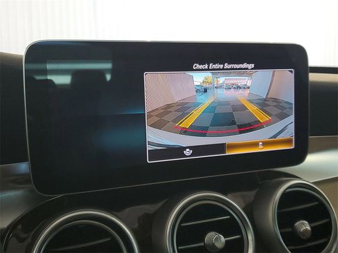 Used 2021 Mercedes-Benz C 300 Sedan image 26