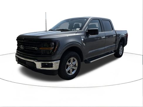 Used 2025 Ford F150 XLT w/ Equipment Group 301A Standard AWD/4WD image 7