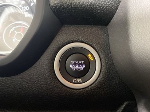 Used 2021 RAM 1500 Big Horn image 8