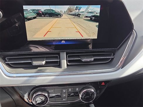 New 2026 Chevrolet Trax LT image 11