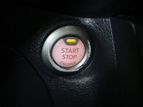 Used 2019 Nissan Sentra SV image 38