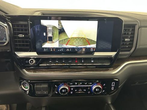Used 2025 GMC Sierra 1500 Elevation w/ Elevation Premium Package AWD/4WD image 23