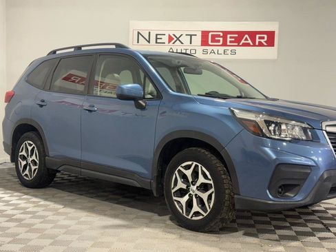 Used 2019 Subaru Forester Premium w/ All-Weather Package AWD/4WD image 2