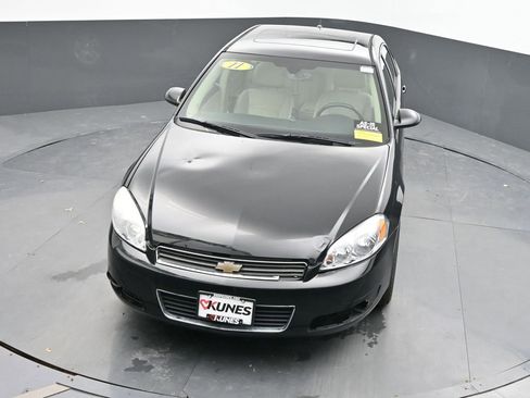 Used 2011 Chevrolet Impala LT w/ Luxury Edition Package image 34